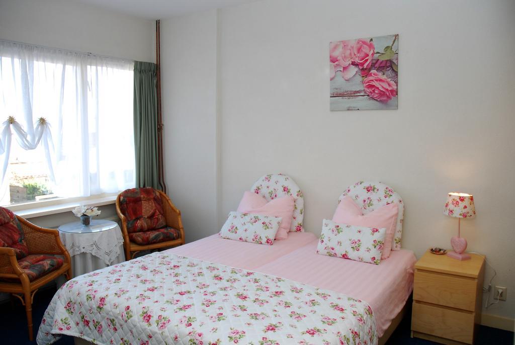 Bed And No Breakfast Joy Bed & Breakfast Noordwijk Eksteriør bilde