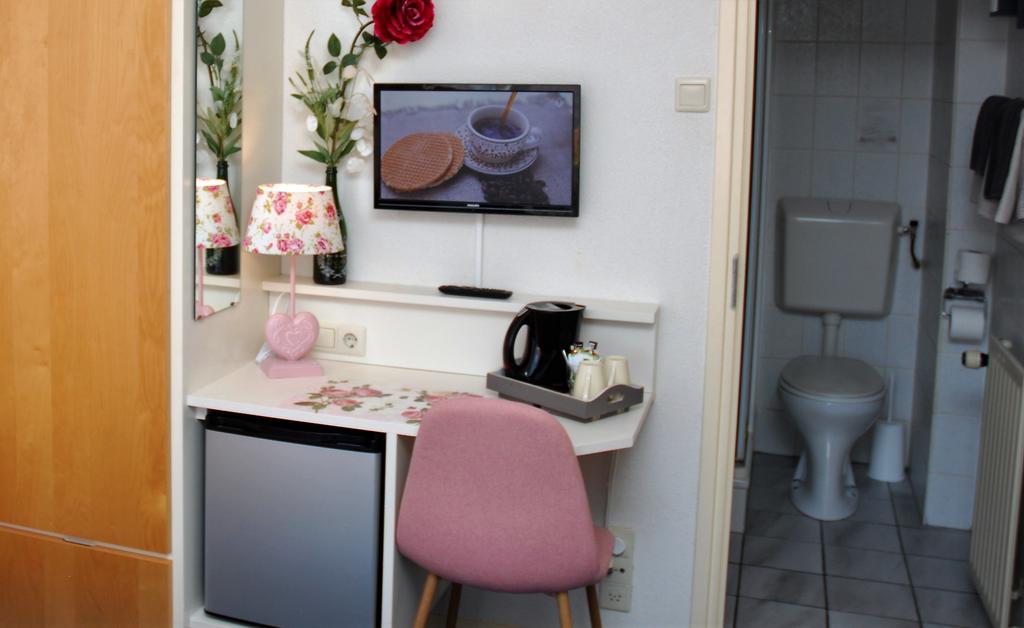 Bed And No Breakfast Joy Bed & Breakfast Noordwijk Eksteriør bilde