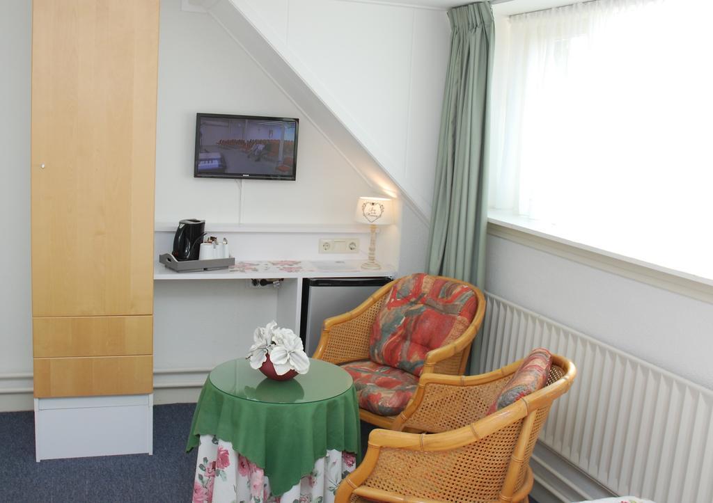 Bed And No Breakfast Joy Bed & Breakfast Noordwijk Eksteriør bilde